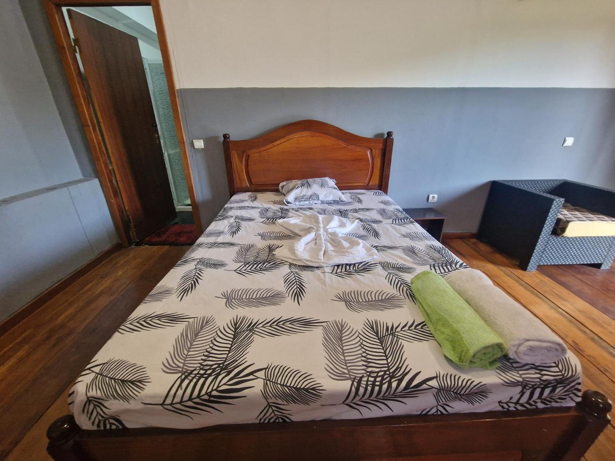 Monteiro Paradise Guest House Сан-Томе Экстерьер фото